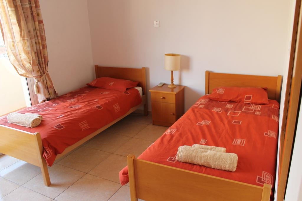 Apartmán Diana Townhouse 2 Paphos Pokoj fotografie
